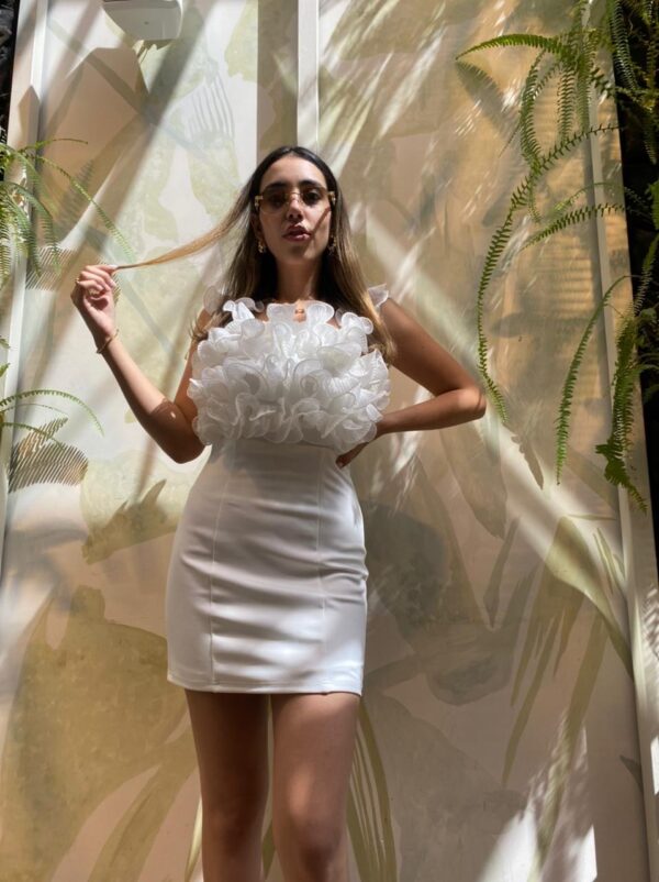 white ruffle mini dress - Imagen 2