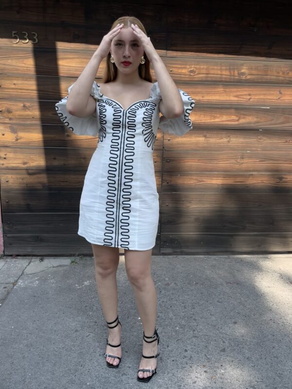 Black & White Dress - Imagen 4