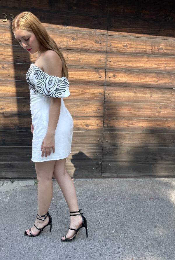 Black & White Dress - Imagen 3