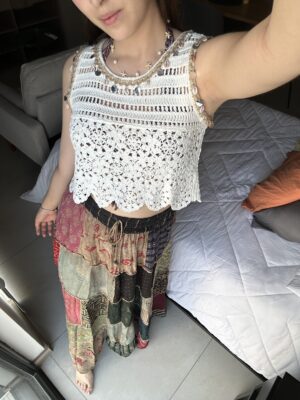 Blusa Blanca de Crochet con Conchitas