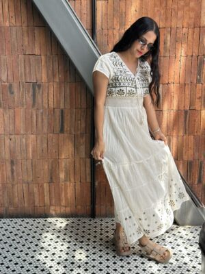 Vestido Largo Manta Bordado